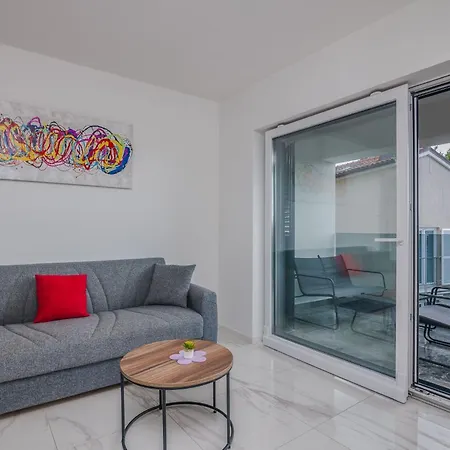 Apartament Martina 4 By Interhome Malinska