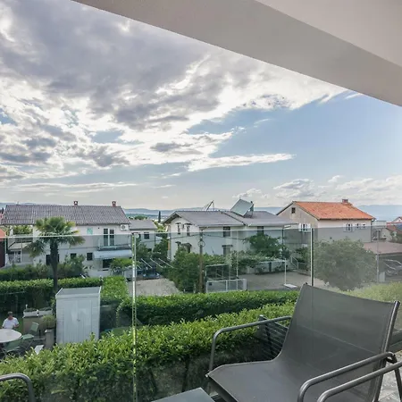 Martina 4 By Interhome Apartament Malinska