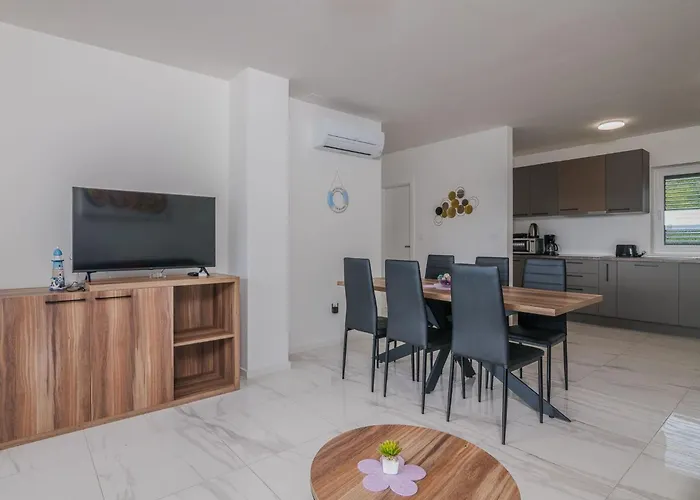 Martina 4 By Interhome Apartamento